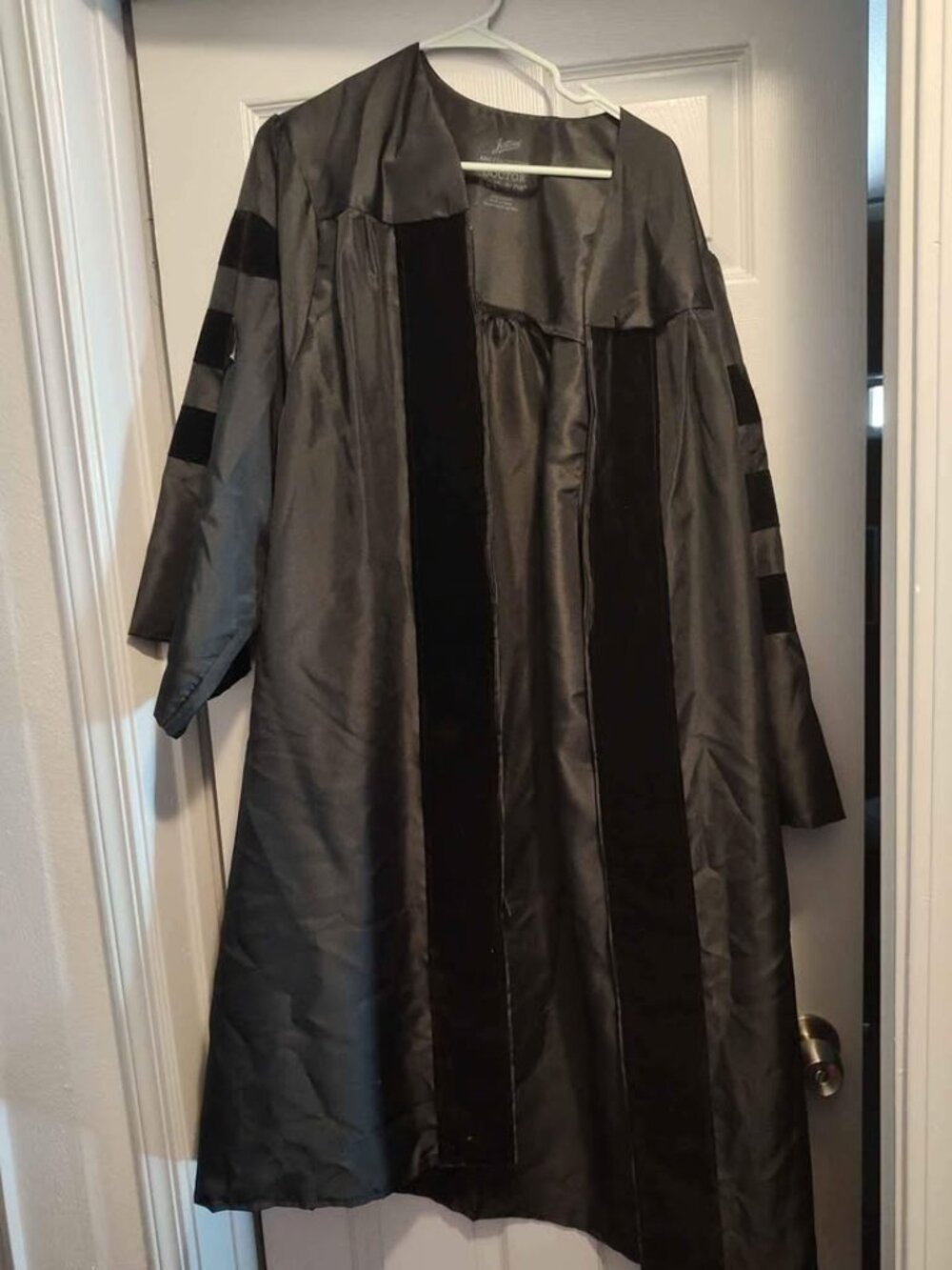 Excellent  graduation doctorate doctoral dr gown coat Jostens 5' 4" - 5' 6"